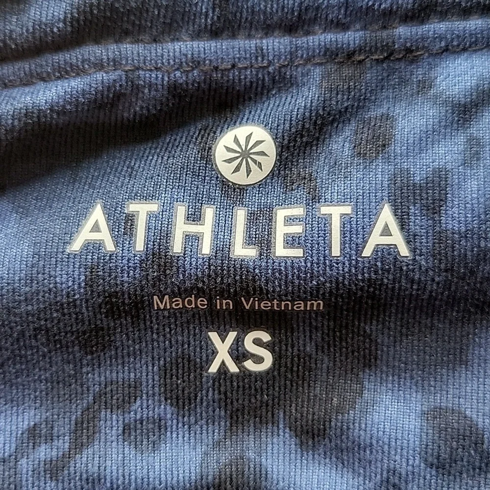 Athleta Blue Dabble Be Free Knicker Capri Leggings Size XS